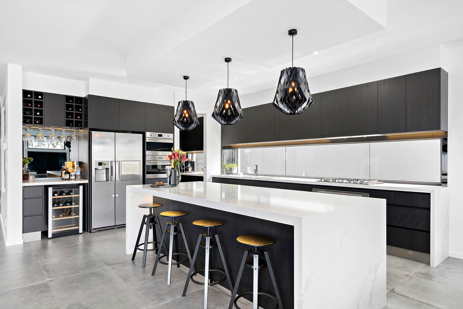 3-Kitchen-The-Passage