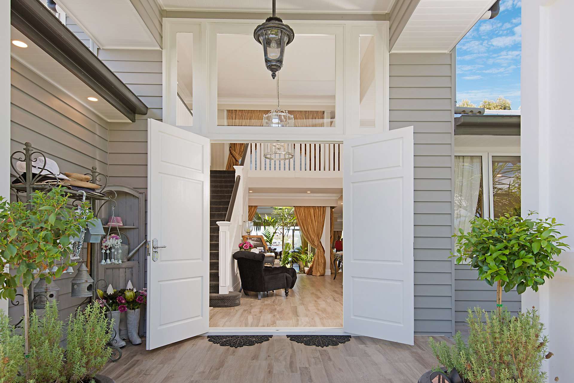 4-Entry-Hamptons