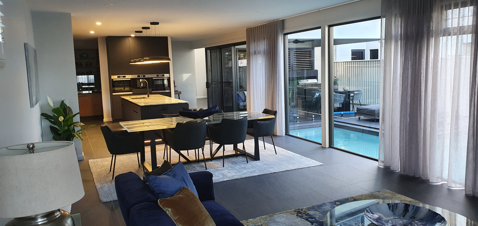 5-Living-Dining-Marina-View